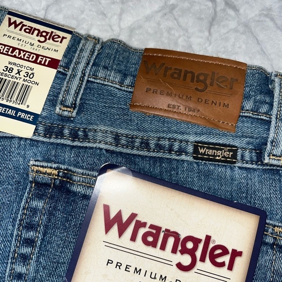 (NWT) Vintage 2008 Wrangler Relaxed Fit Jeans - Picture 3 of 8